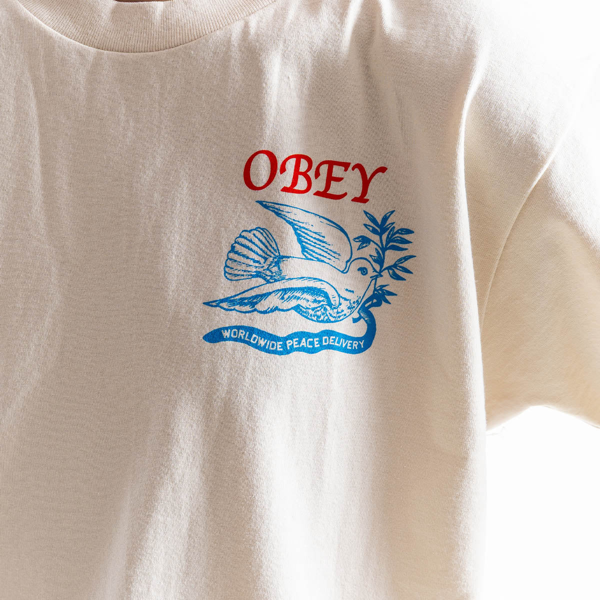 PEACE DELIVERY DOVE TEE 'CREAM'