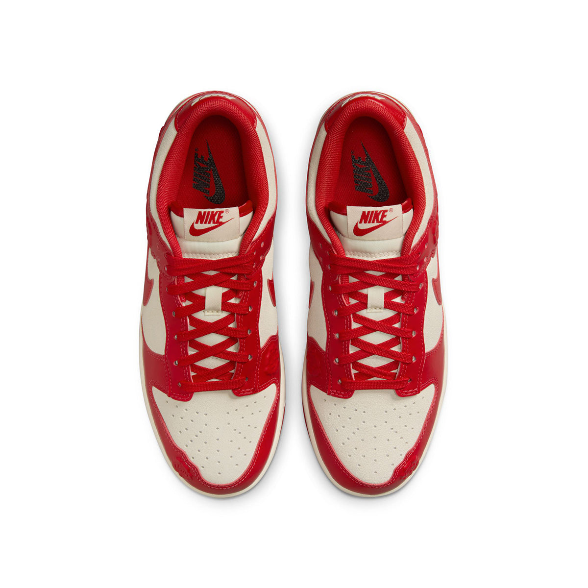 Wmns Dunk Low 'Red Roses'