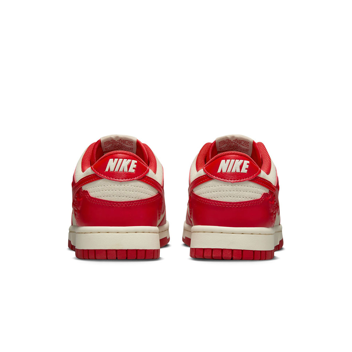 Wmns Dunk Low 'Red Roses'