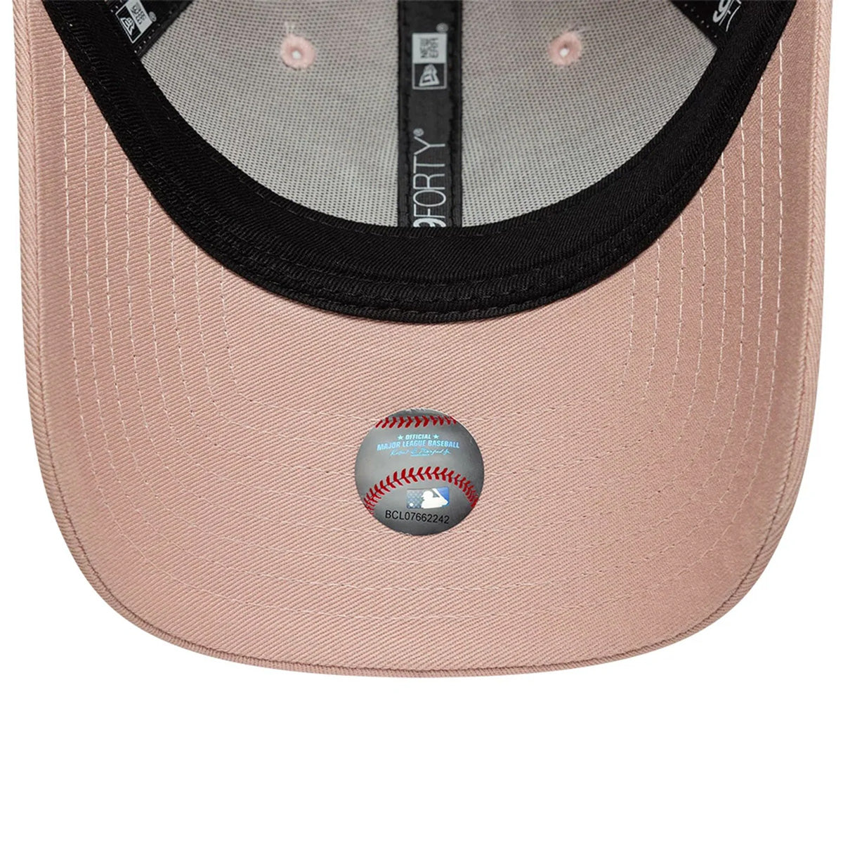 New York Yankees Womens MLB League Essential Pastel Pink 9FORTY Adjustable Cap