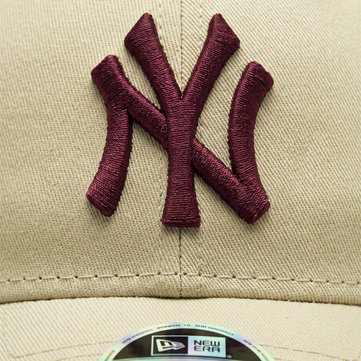 WMNS LEAGUE ESSENTIAL 9FORTY NEW YORK YANKEES 'STONE/BEIGE'