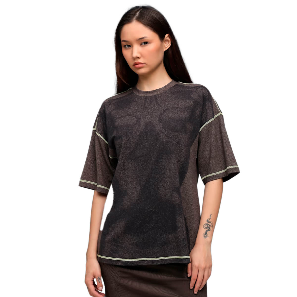 YONA AOP Tee 'Flat Bronze'