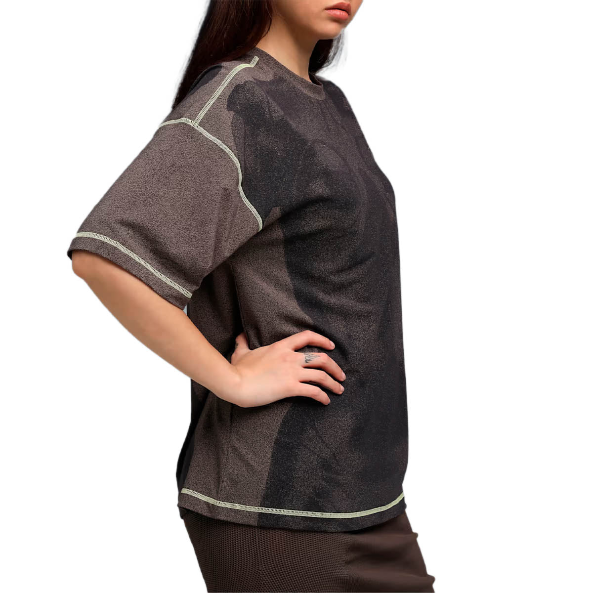 YONA AOP Tee 'Flat Bronze'