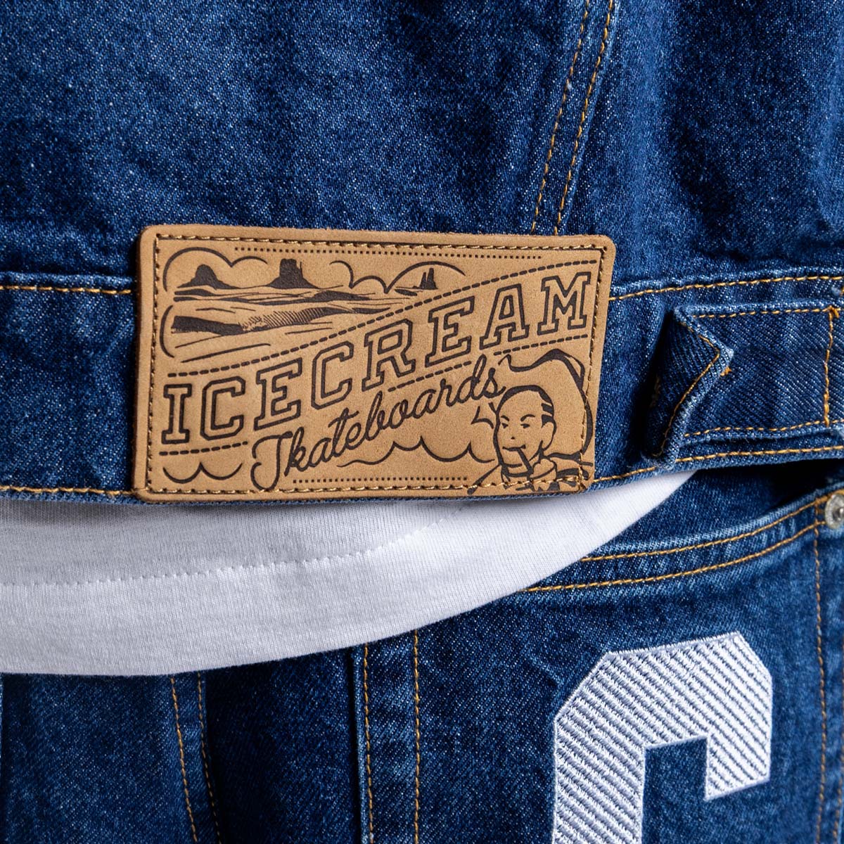 Running Dog Denim Trucker Jacket 'Indigo'