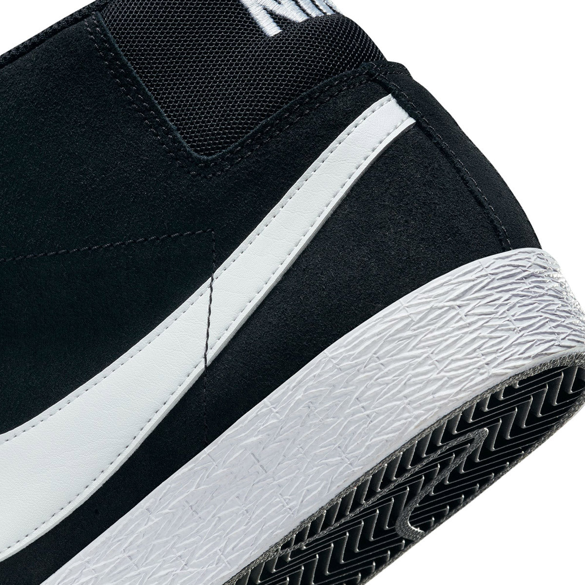 SB Zoom Blazer Mid 'Black/White'