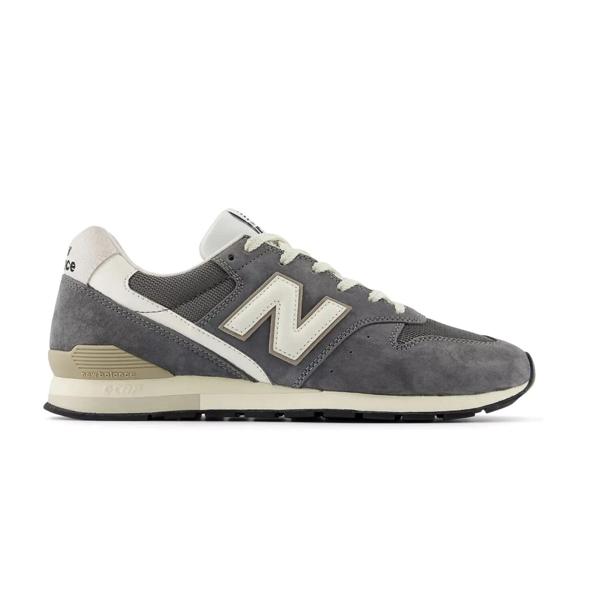 996 