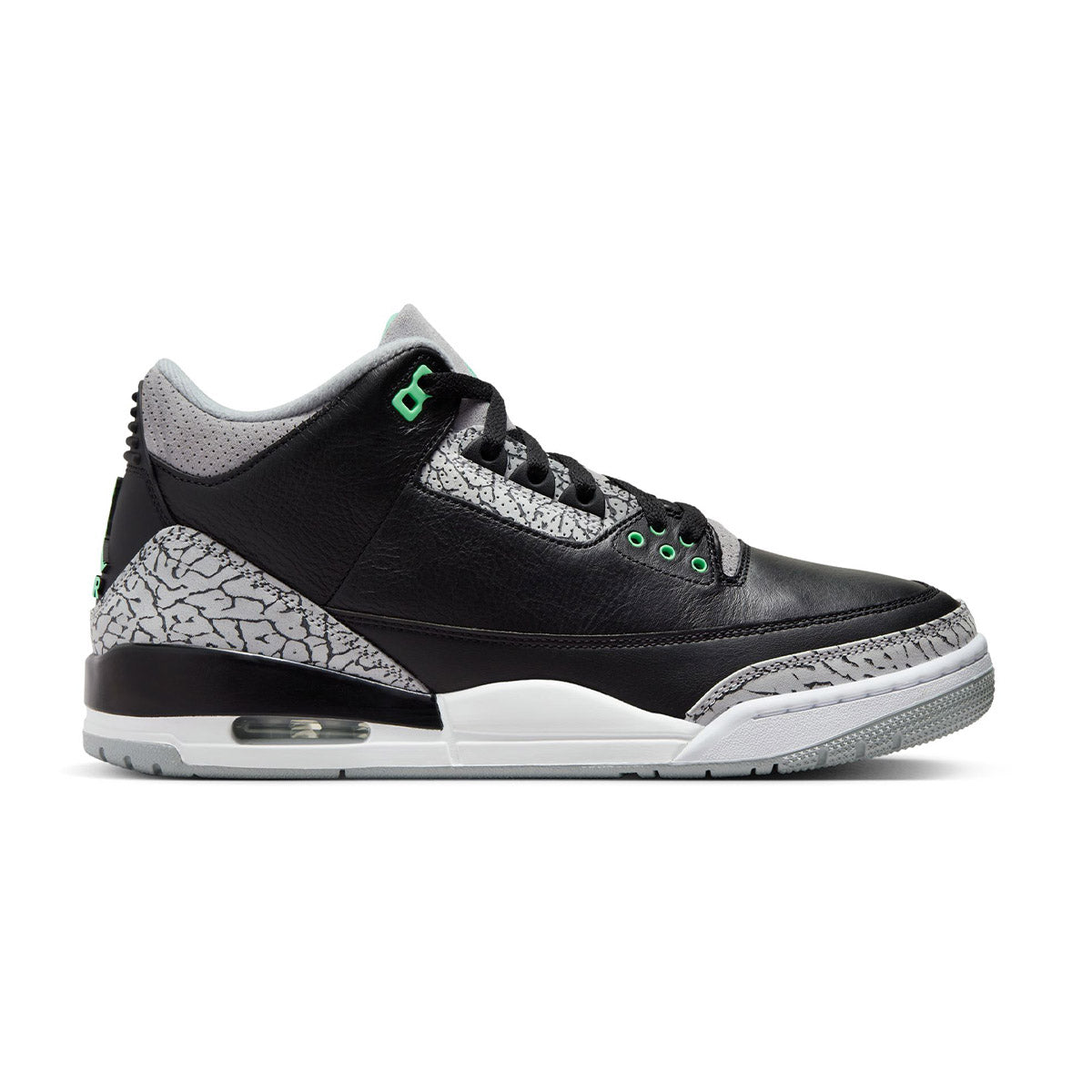 Jordan 3 selling Retro