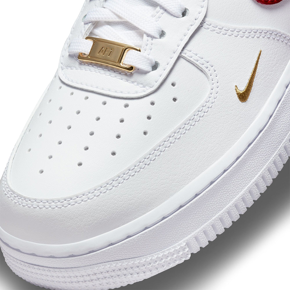 Wmns Air Force 1 '07 Essential 'WHITE/GYM RED/GYM RED/WHITE'