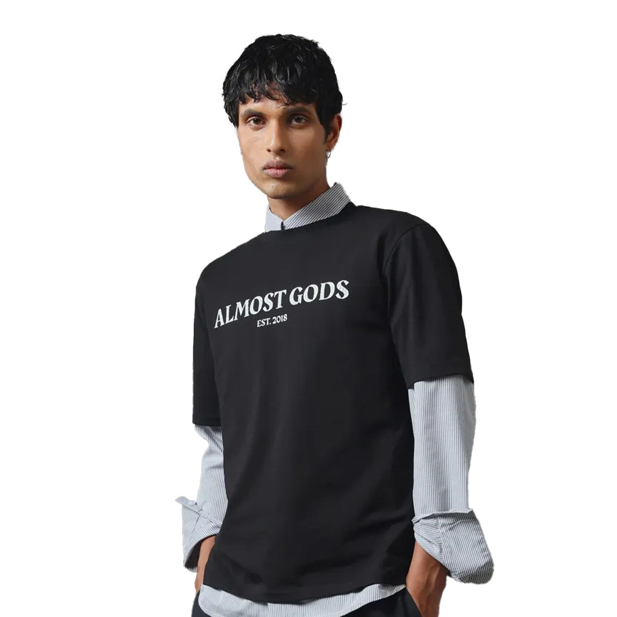 Cracked Logo Relaxed Tee in Black