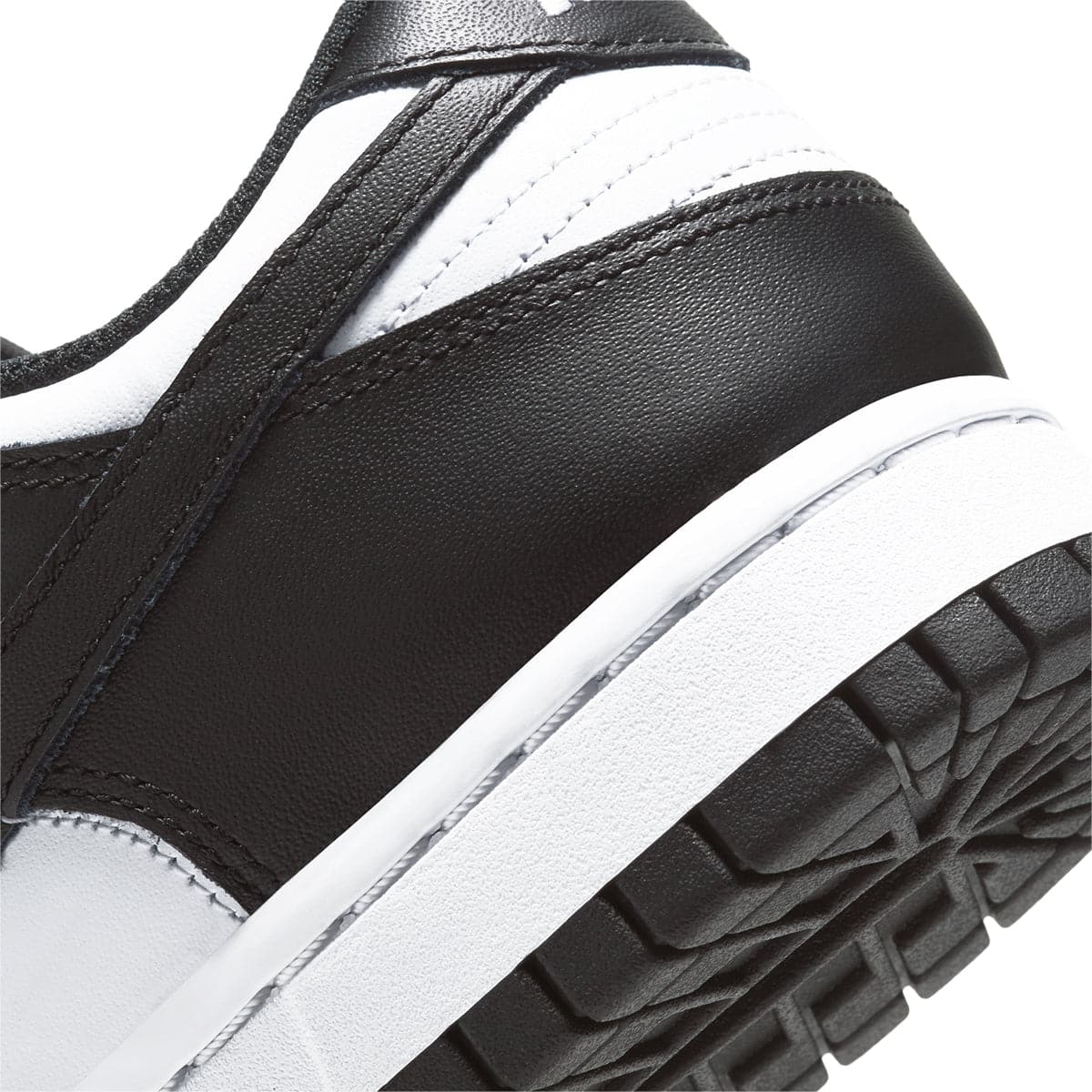 Wmns Dunk Low 'Panda' - Limitededt India