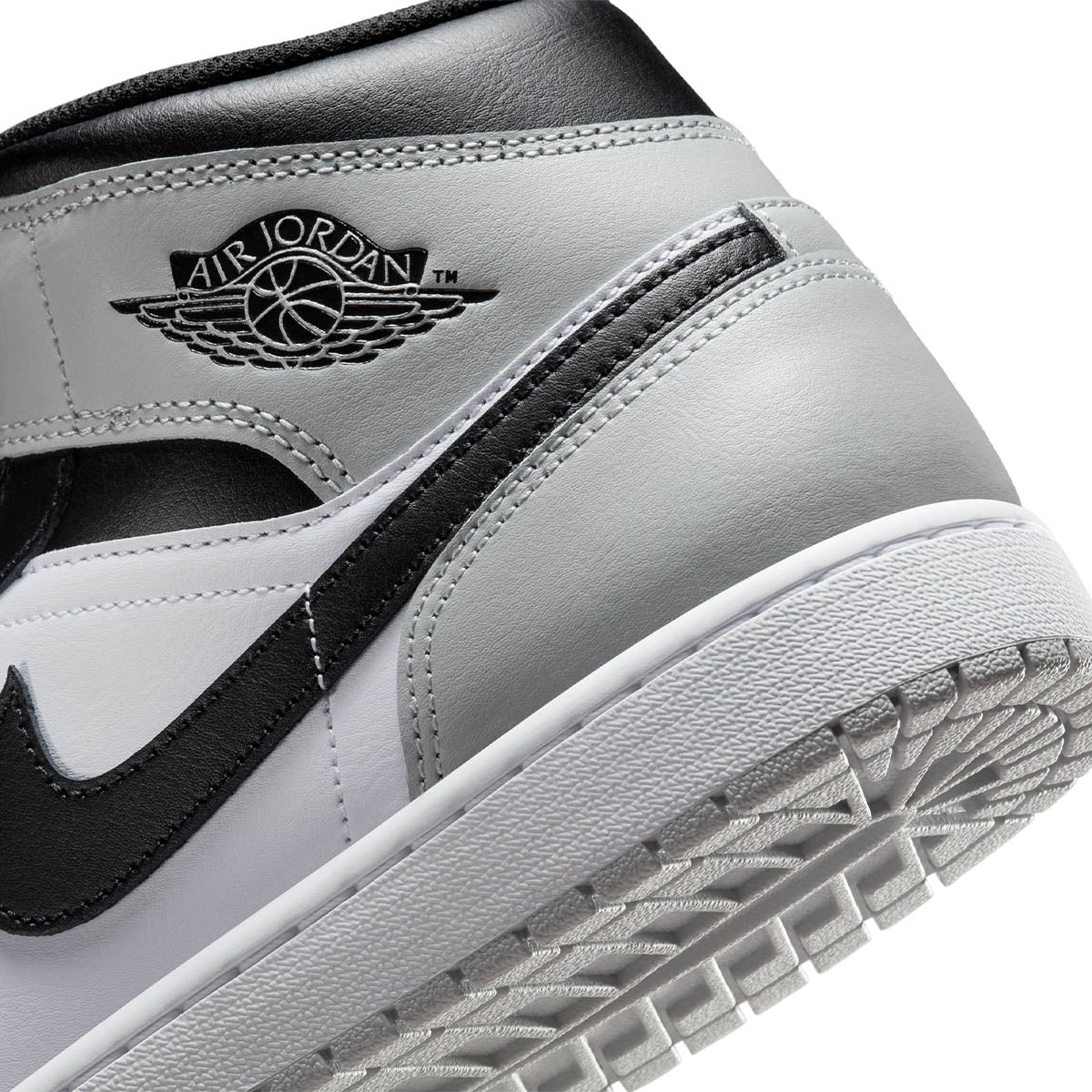 Jordan 1 Mid 'Barons'