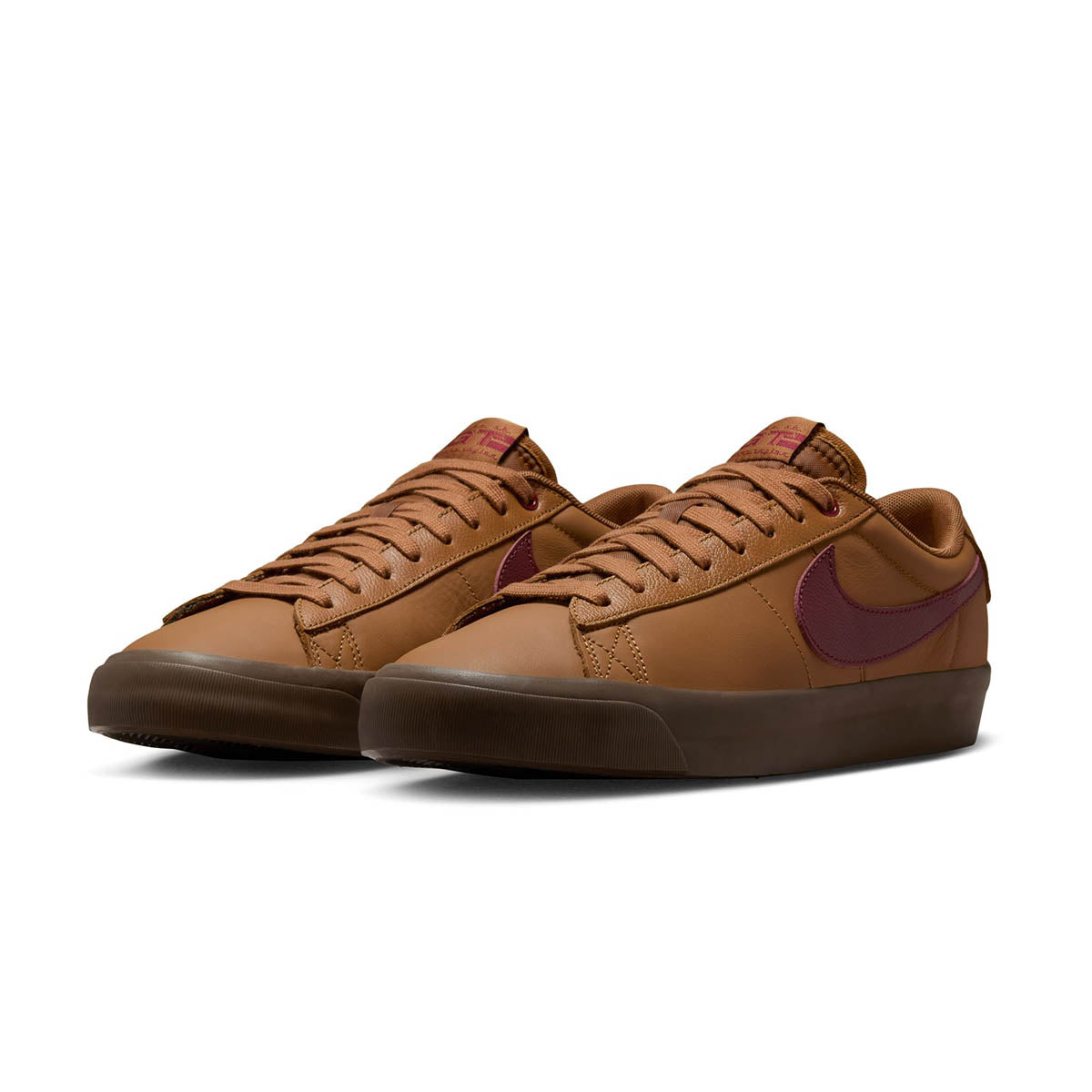 SB Blazer Low Pro GT 'Light British Tan/Gum Yellow/Dark Team Red'