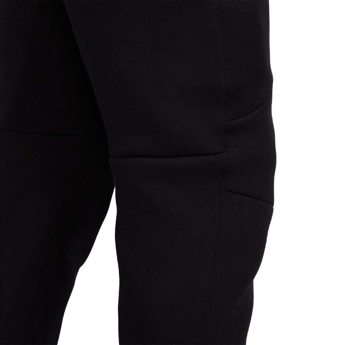 NSW Slim Fit Tech Fleece Jogger 'Black'