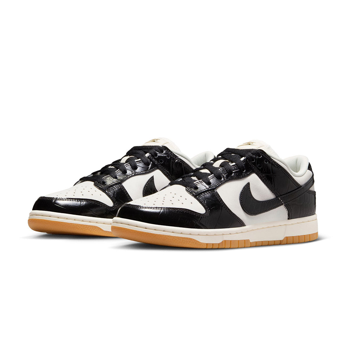WMNS Nike Dunk Low LX