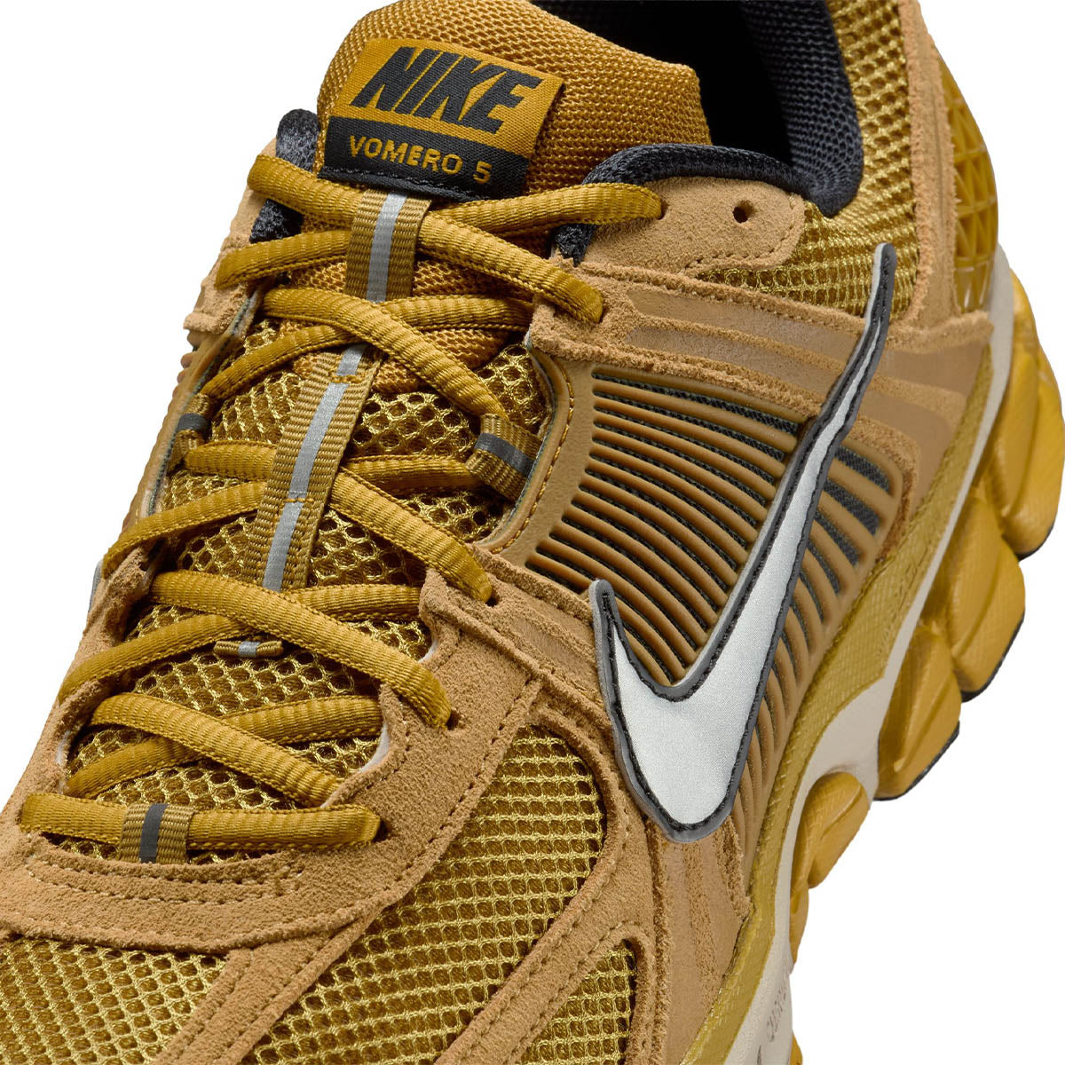 Zoom Vomero 5 'Ochre'