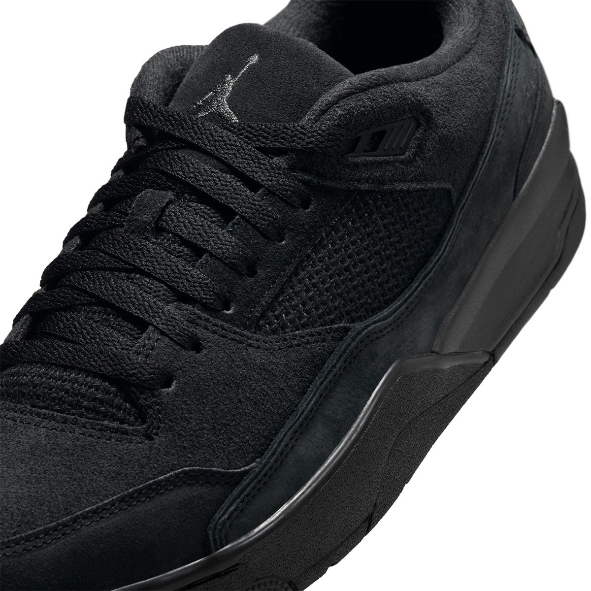 Flight Court 'Black Cat'