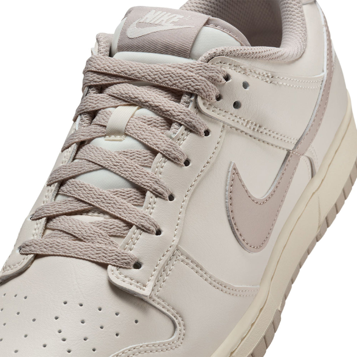 DUNK LOW RETRO 'SOFT PEARL/CREAM'