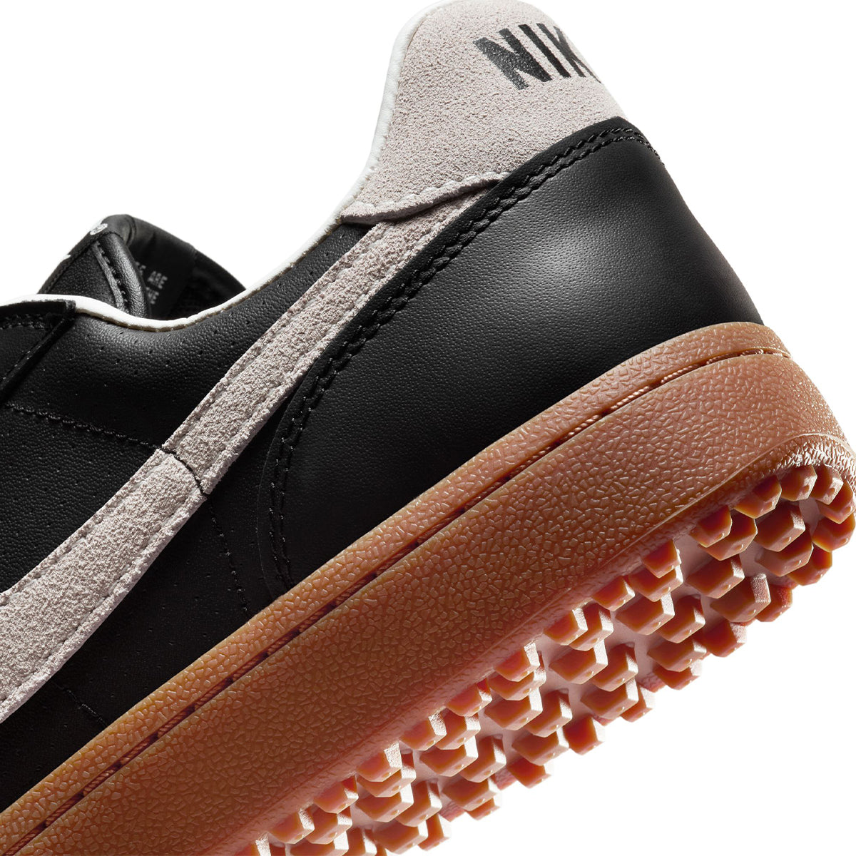 Field General '82 SP 'Black/Sail Gum'