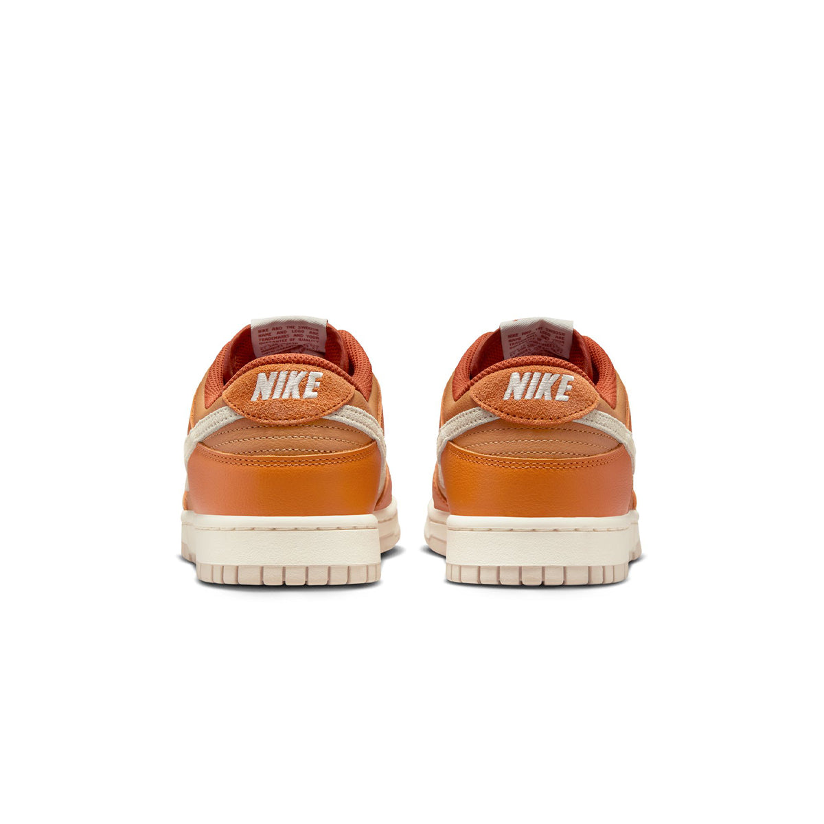 Dunk Low Retro SE 'Monarch'