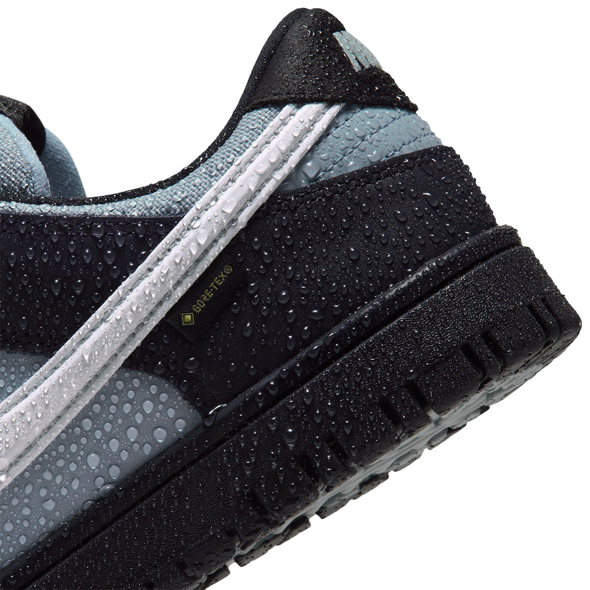 Dunk Low GORE-TEX 'OIL GREY/SUMMIT WHITE/DOVE GREY/BLACK'