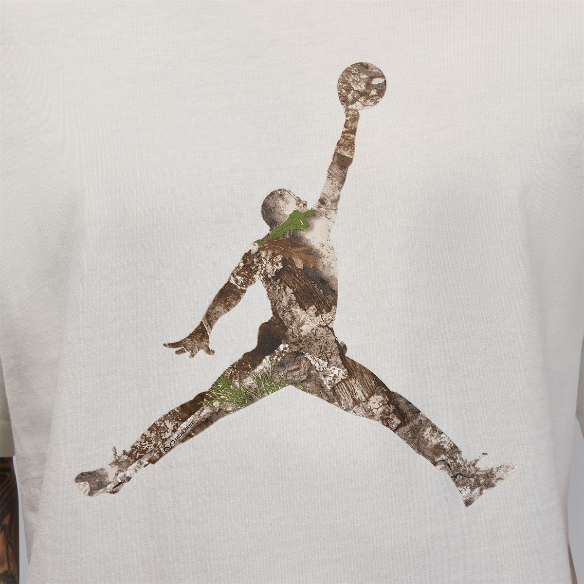 Brooklyn Men's Realtree Jumpman T-Shirt 'Sail/Black'