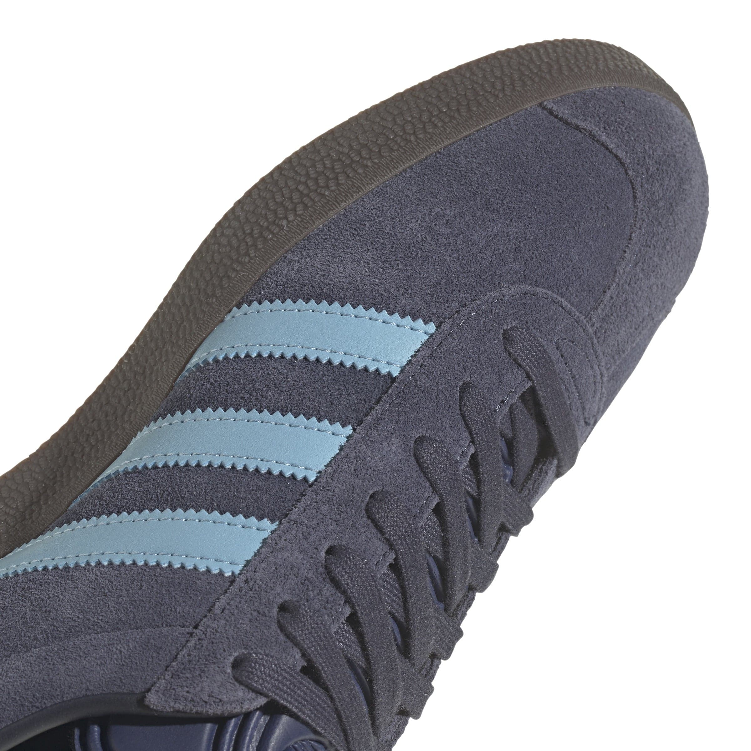 Gazelle 'Shadow Navy' - Limitededt India