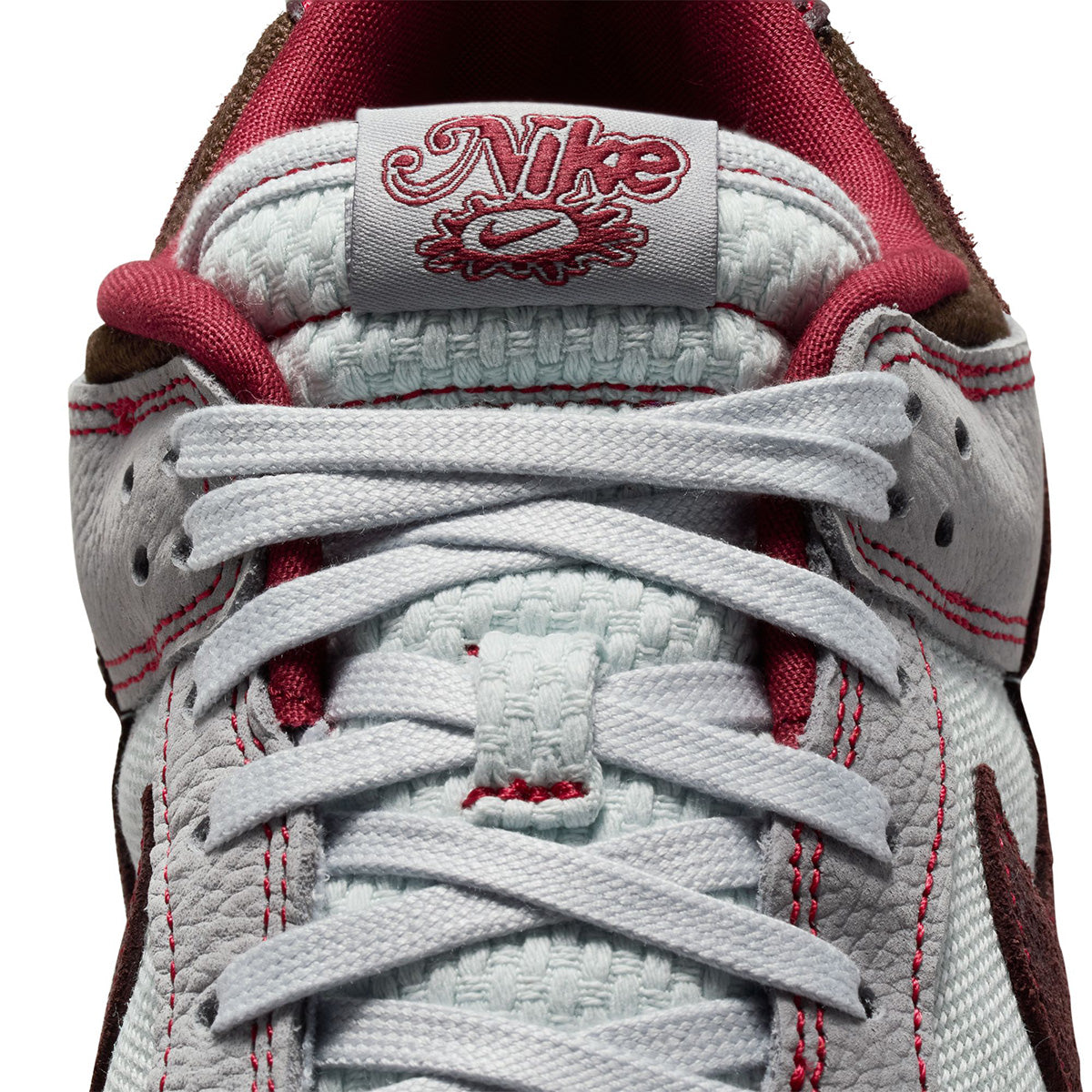 Dunk Low Retro SE 'PURE PLATINUM/BURGUNDY CRUSH/WOLF GREY'