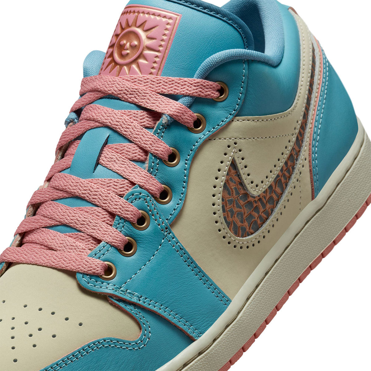 Air Jordan 1 Low SE 'Somos Eternos'