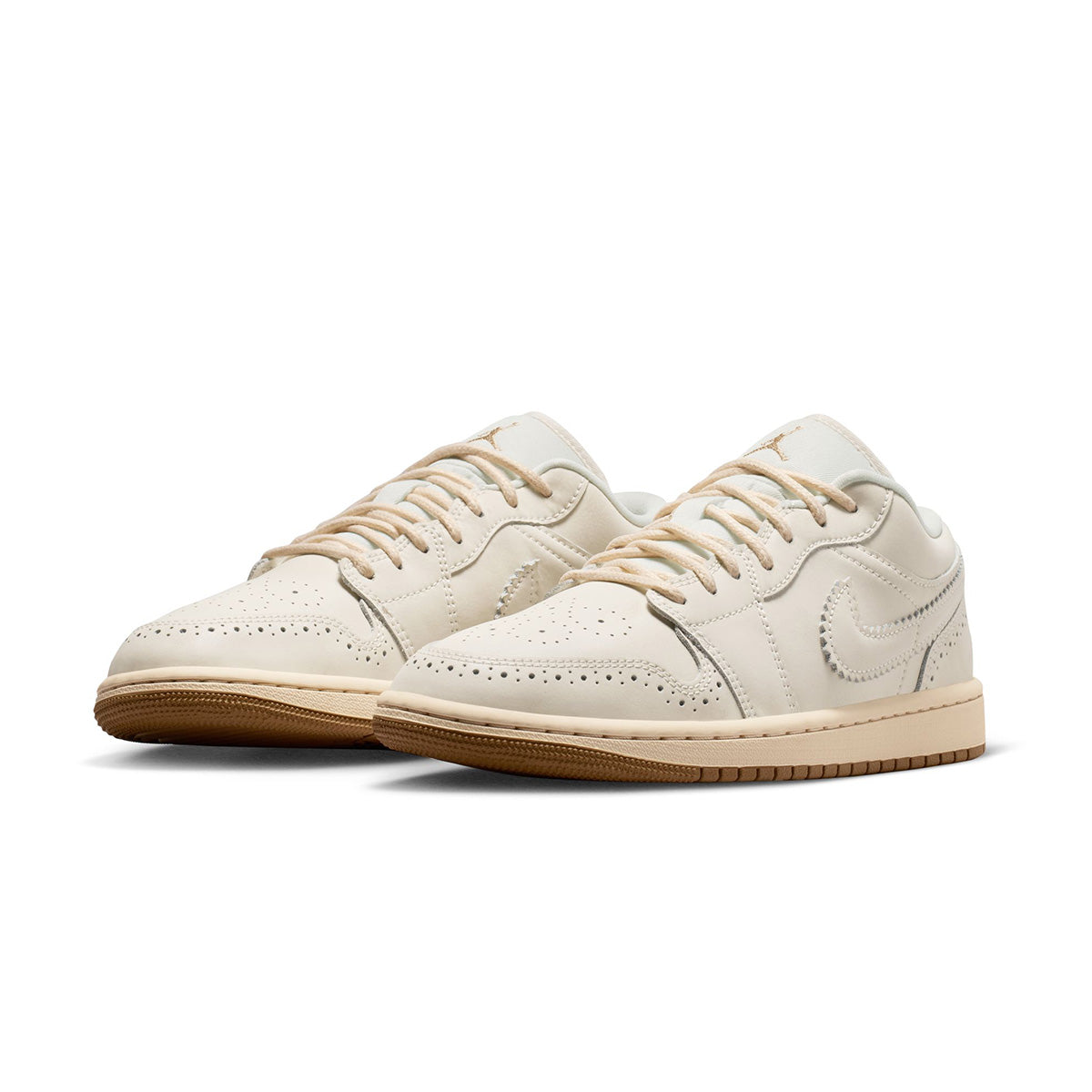 Wmns Air Jordan 1 Low SE 'CHALK/CHALK/METALLIC GOLD/PEARL WHITE'