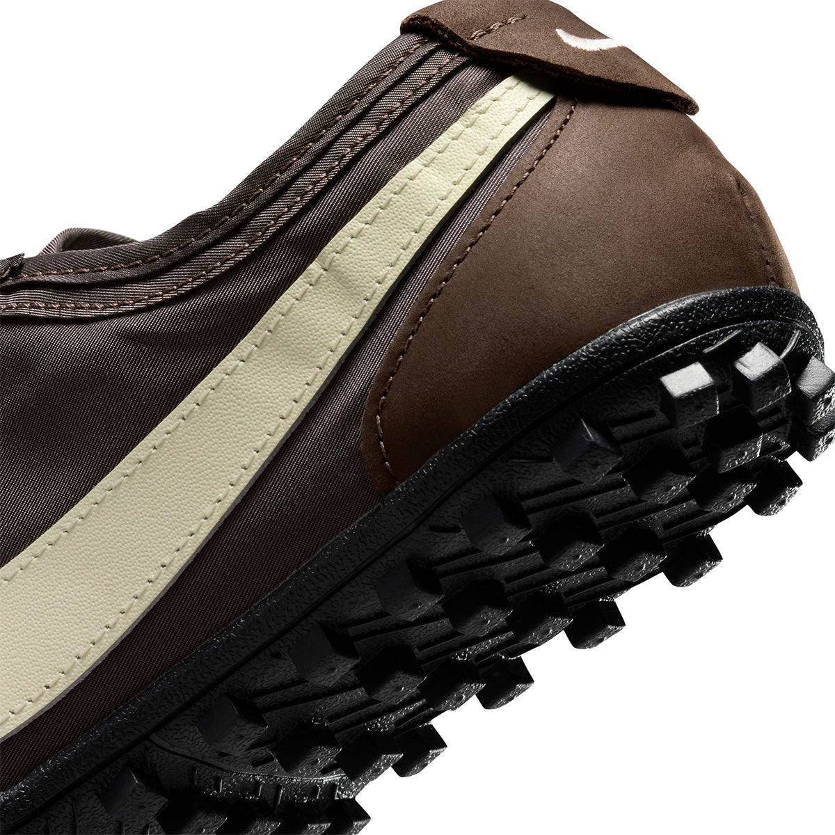 Wmns Moon Shoe OG 'BAROQUE BROWN/CASHMERE-BLACK'