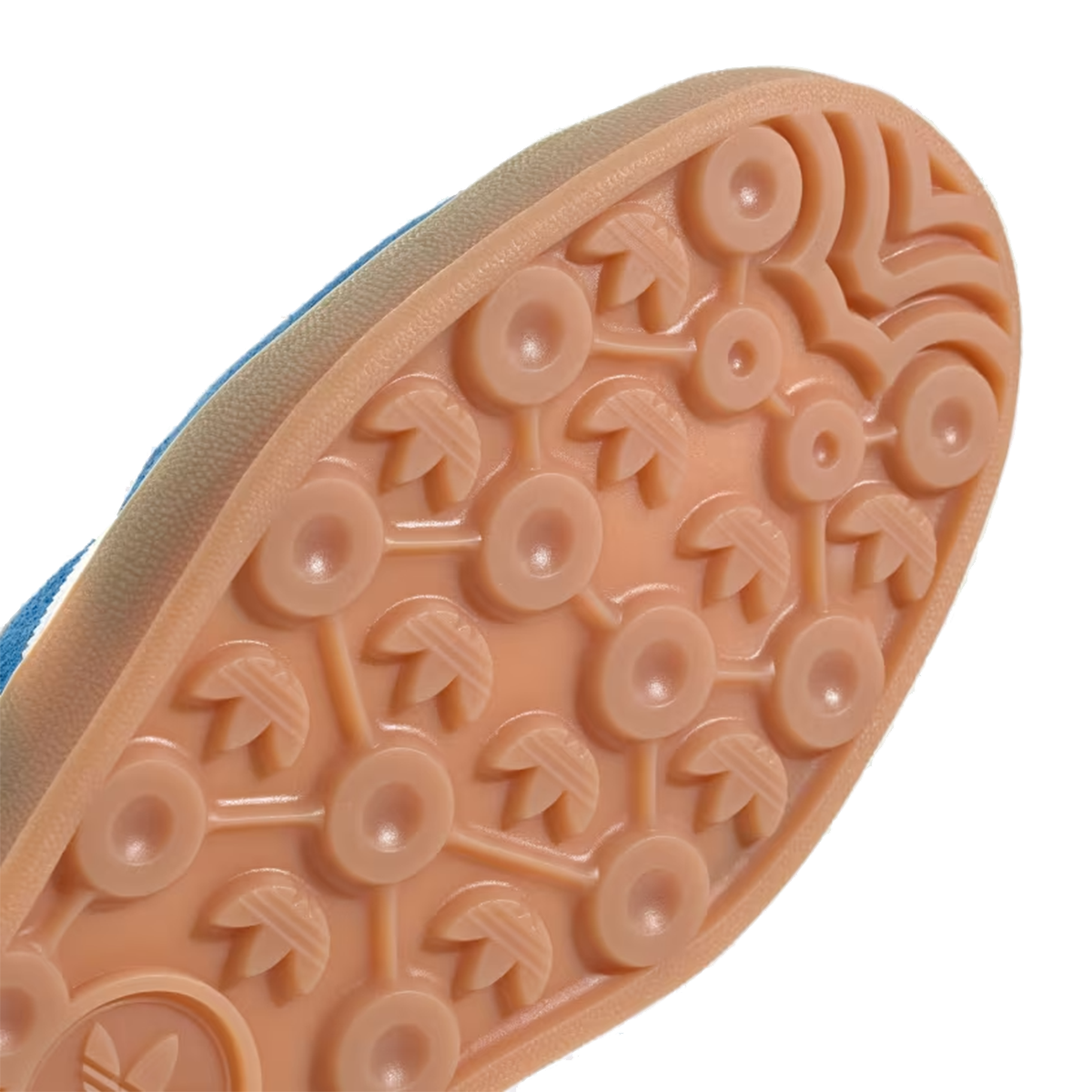 Gazelle Indoor 'Blue Bird/Cloud White'