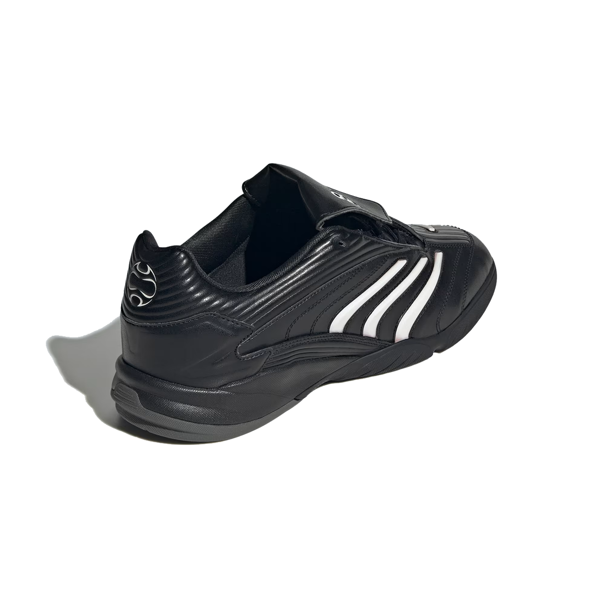 Predator Sala 'Core Black / Zero Metalic / Lucid Red'