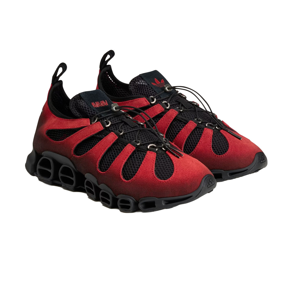+ Avavav Wmns Megaride Cutout 'Core Black/Power Red/ Power Red'