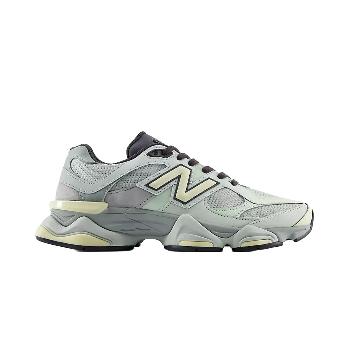 9060 'SILVER MOSS'