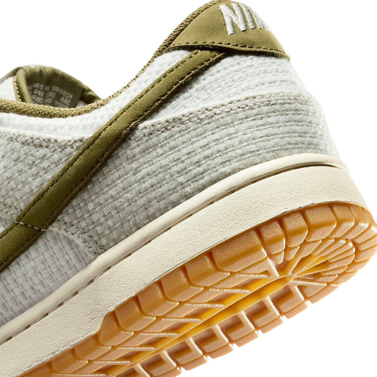 Dunk Low Retro SE 'LIGHT BONE/PILGRIM/SUMMIT WHITE'