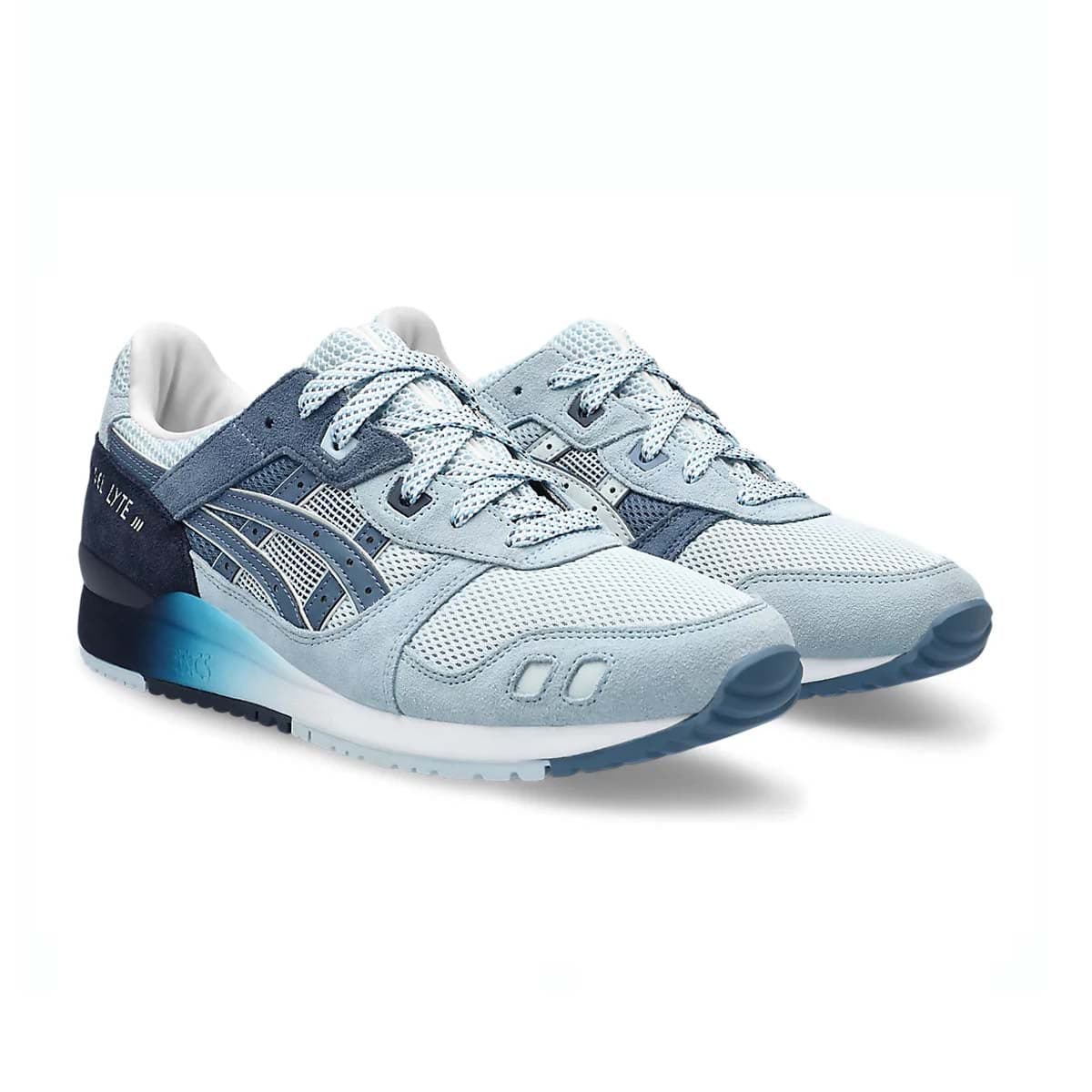 Light blue asics 2024 gel lyte iii