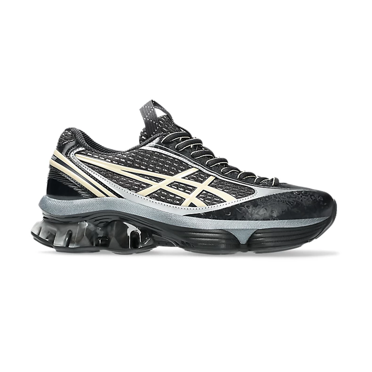US6-S GEL-KINETIC FLUENT 'BLACK/VANILLA'