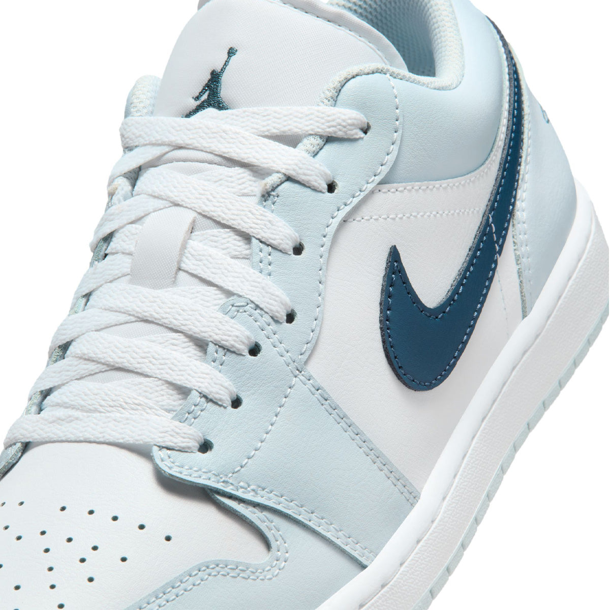 Air Jordan 1 Low 'Aura/White/Squadron Blue'