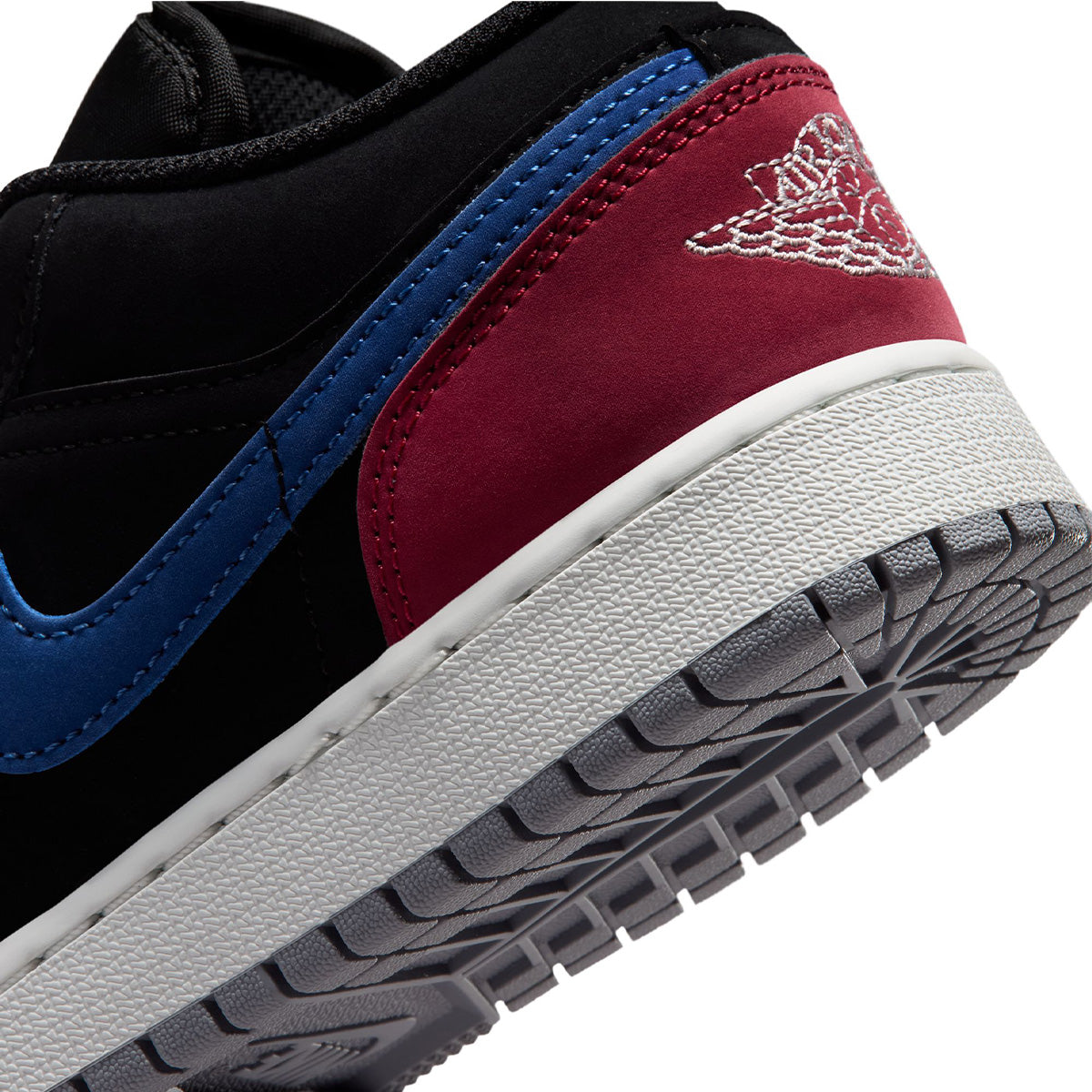 Air Jordan 1 Low GS 'BLACK/SUMMIT WHITE/TRUE BLUE/VARSITY RED'