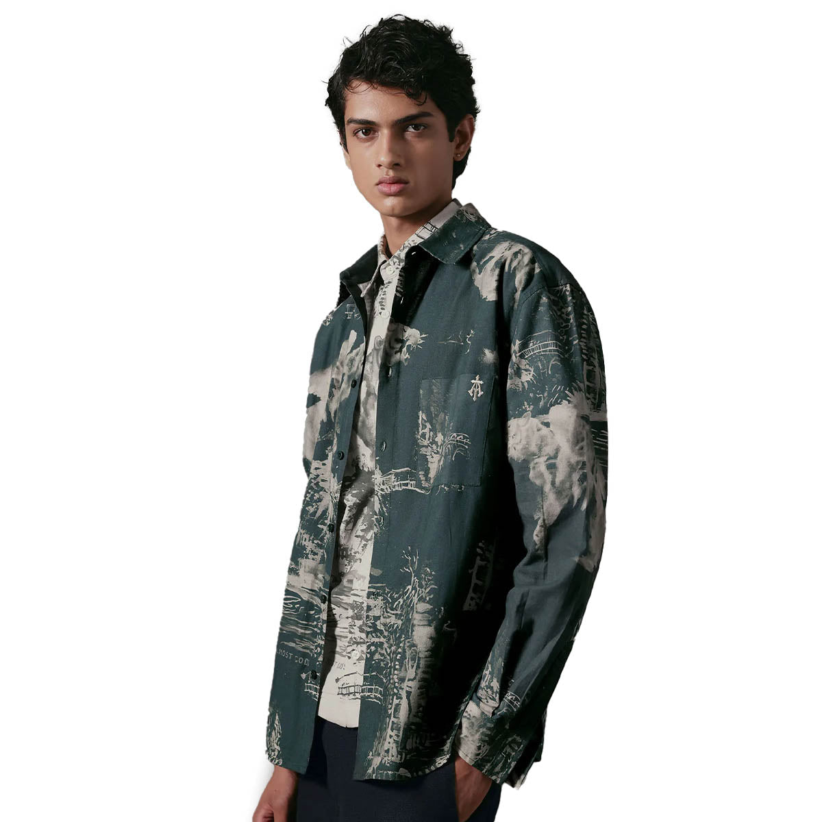 The Terrain Relaxed Shirt in Military Olive