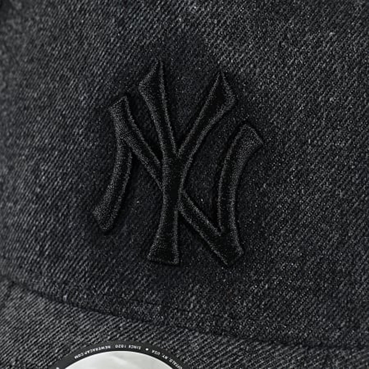 New York Yankees Denim Eframe  Major League Baseball 9FORTY Cap 'Black'