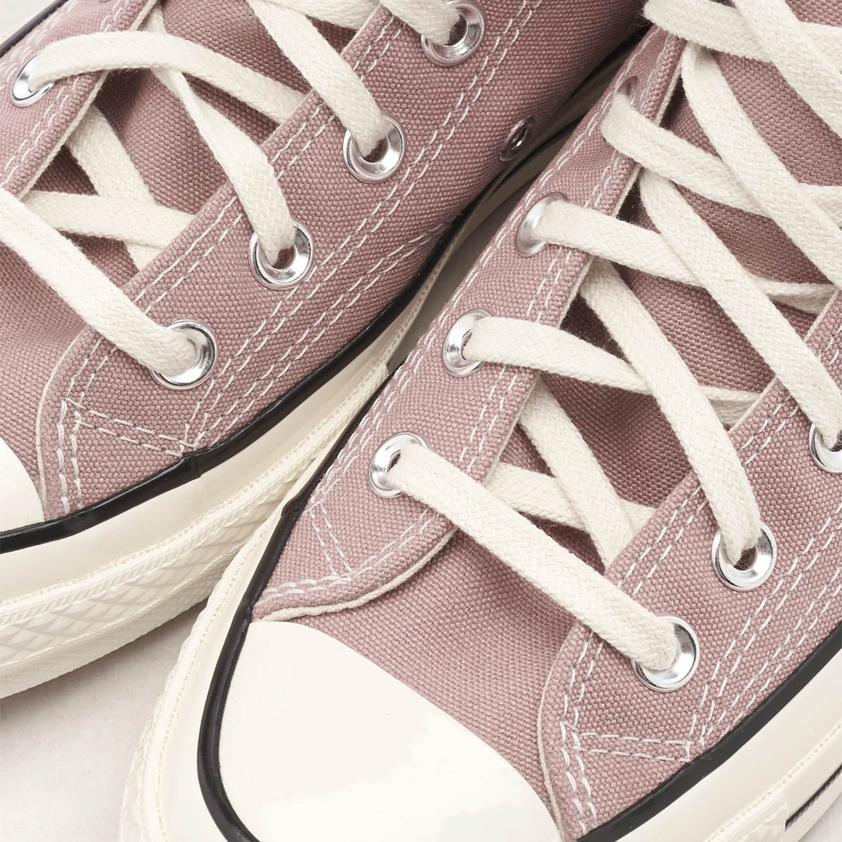 Chuck 70 'BITE THE DUST/EGRET/BLACK'