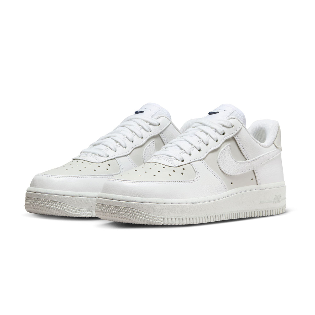 WMNS Air Force 1 Low 'White Light Smoke Grey'