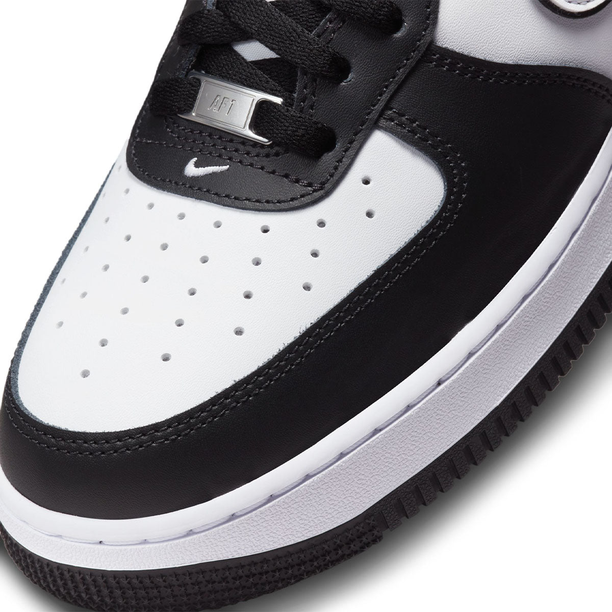 Nike air force 1 black or white yahoo hotsell