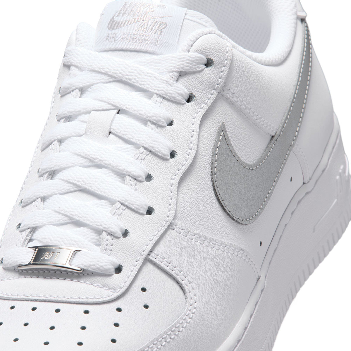 Air Force 1'07 'WHITE/METALLIC SILVER'