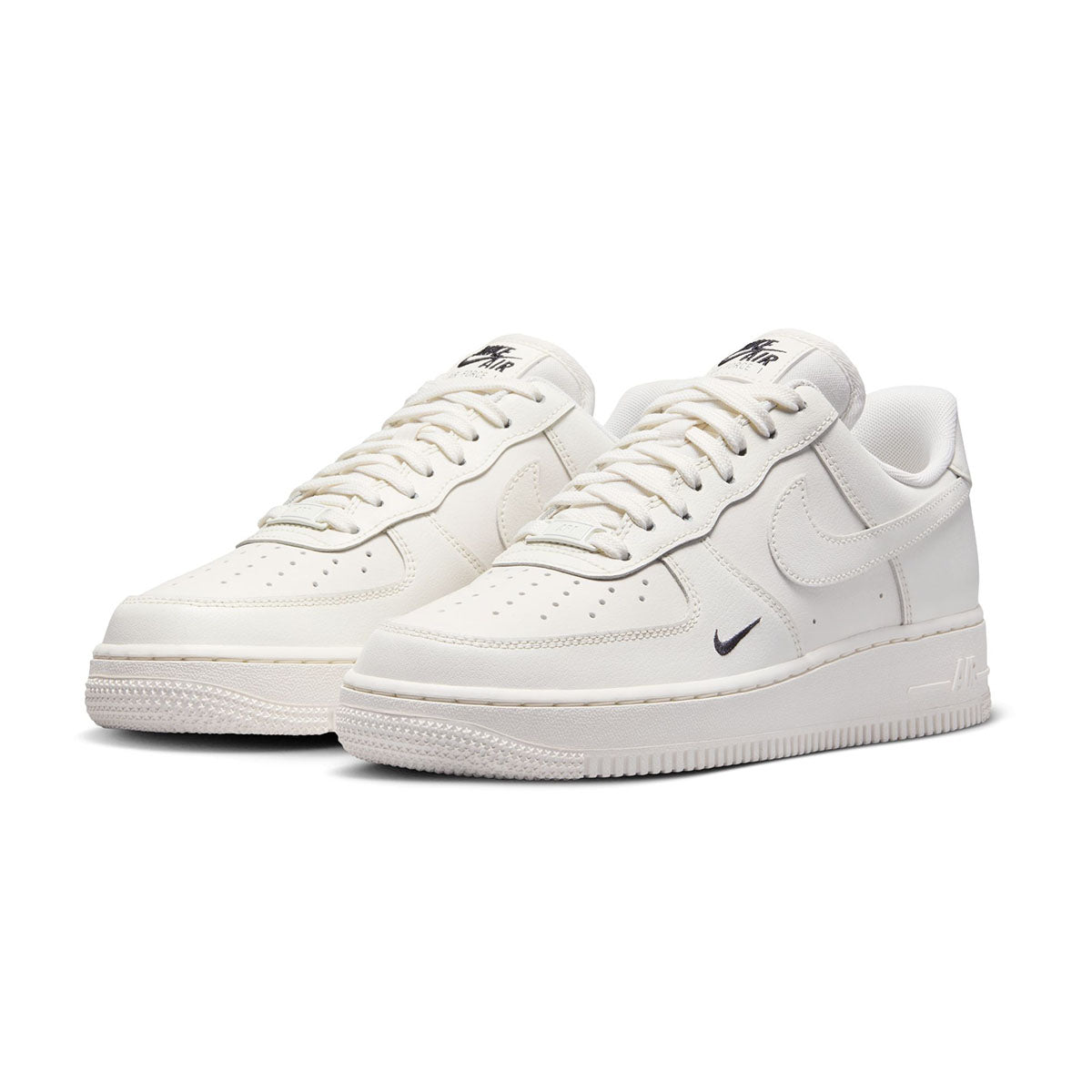 Wmns Air Force 1'07 Essential 'White sale Black'