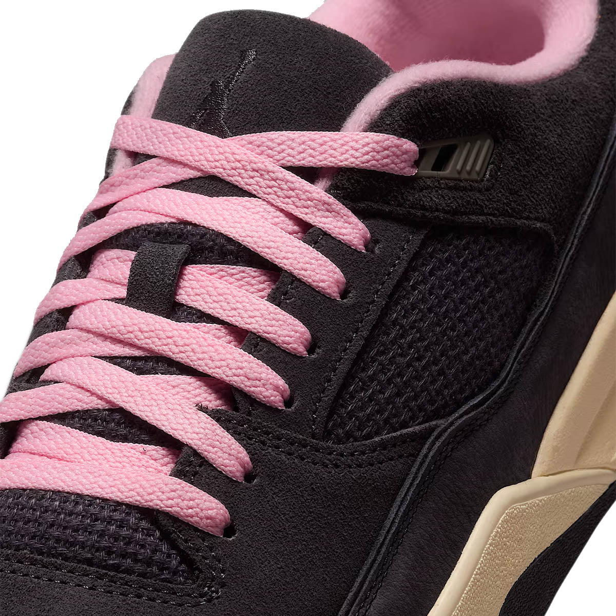 Flight Court 'Neapolitan'