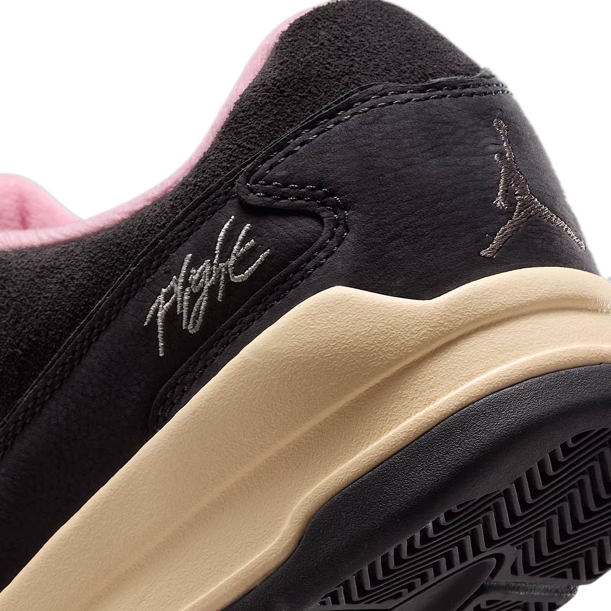 Flight Court 'Neapolitan'