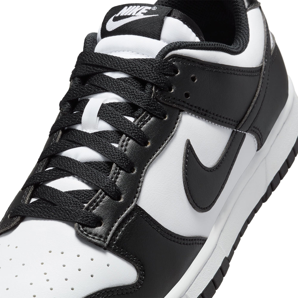 Dunk Low Retro 'WHITE/BLACK/WHITE'