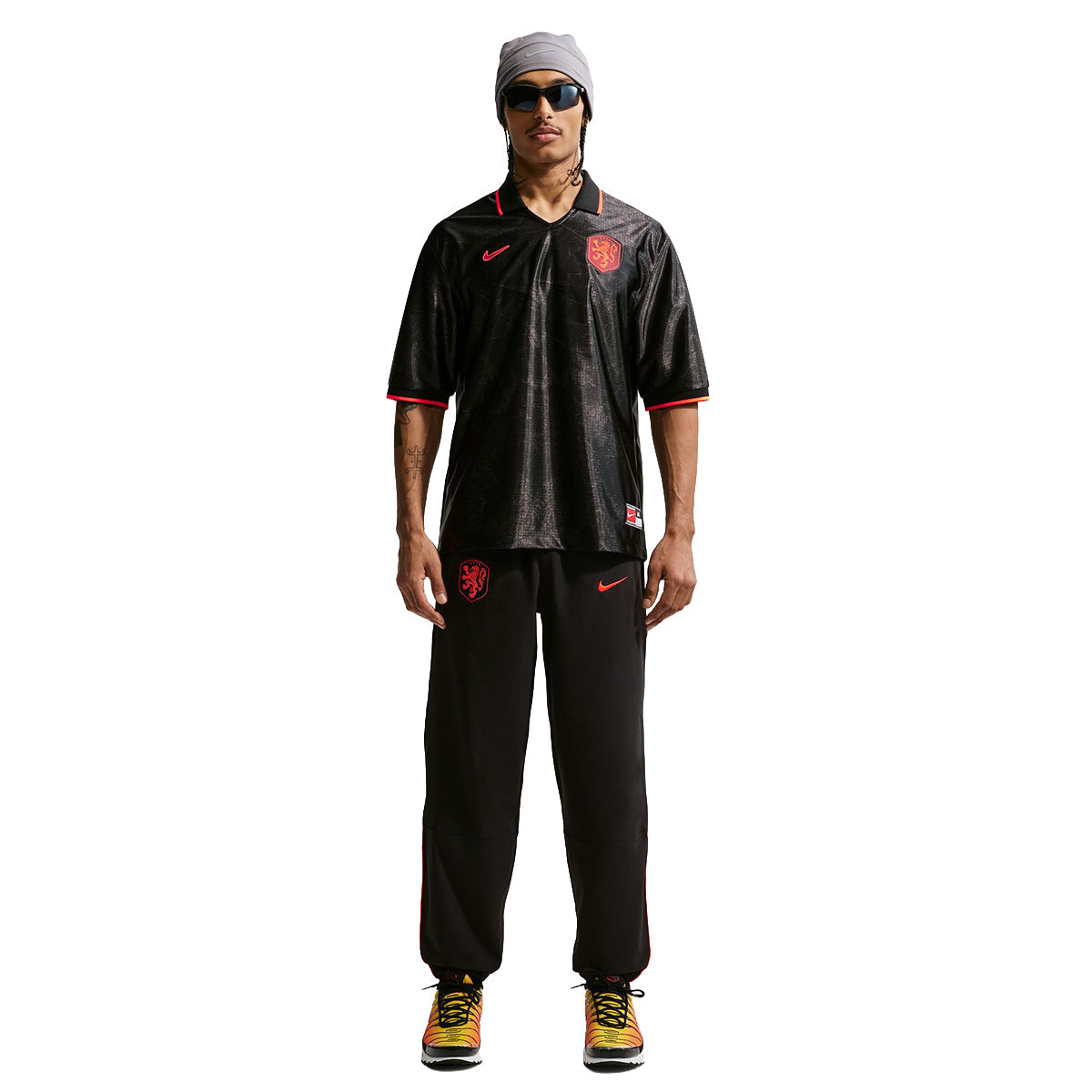 Netherlands Energy Dri-FIT Short-Sleeve Soccer Top 'BLACK/HYPER CRIMSON/HYPER CRIMSON'